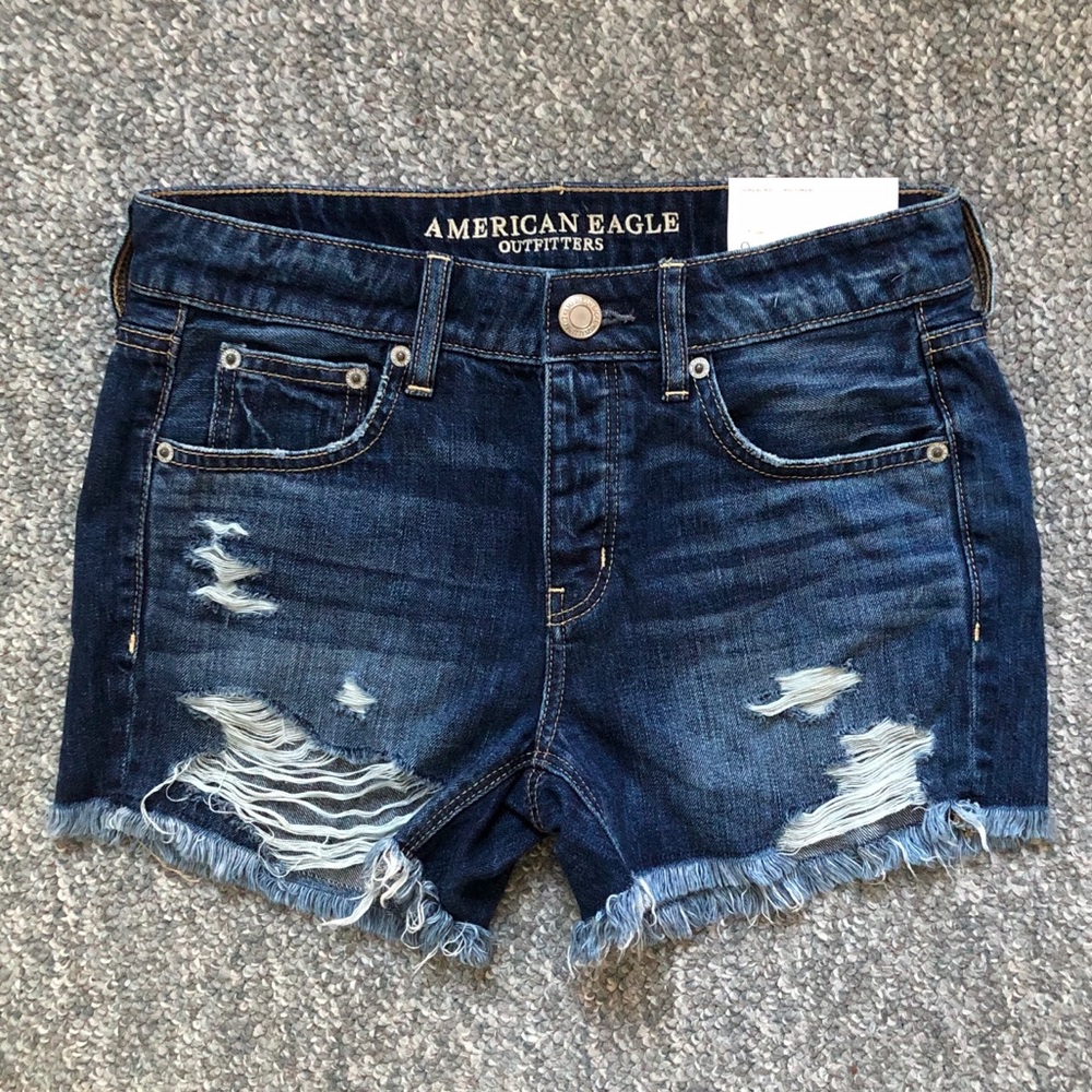 NWT American Eagle Tomgirl Midi jean shorts Size 0